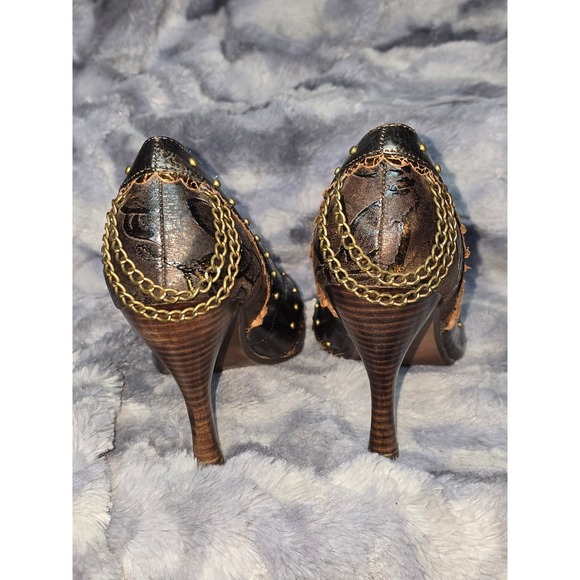 Naughty Monkey Ball Chain Heels Brown Leather Studded Accent Women Size 10 - Picture 3 of 8
